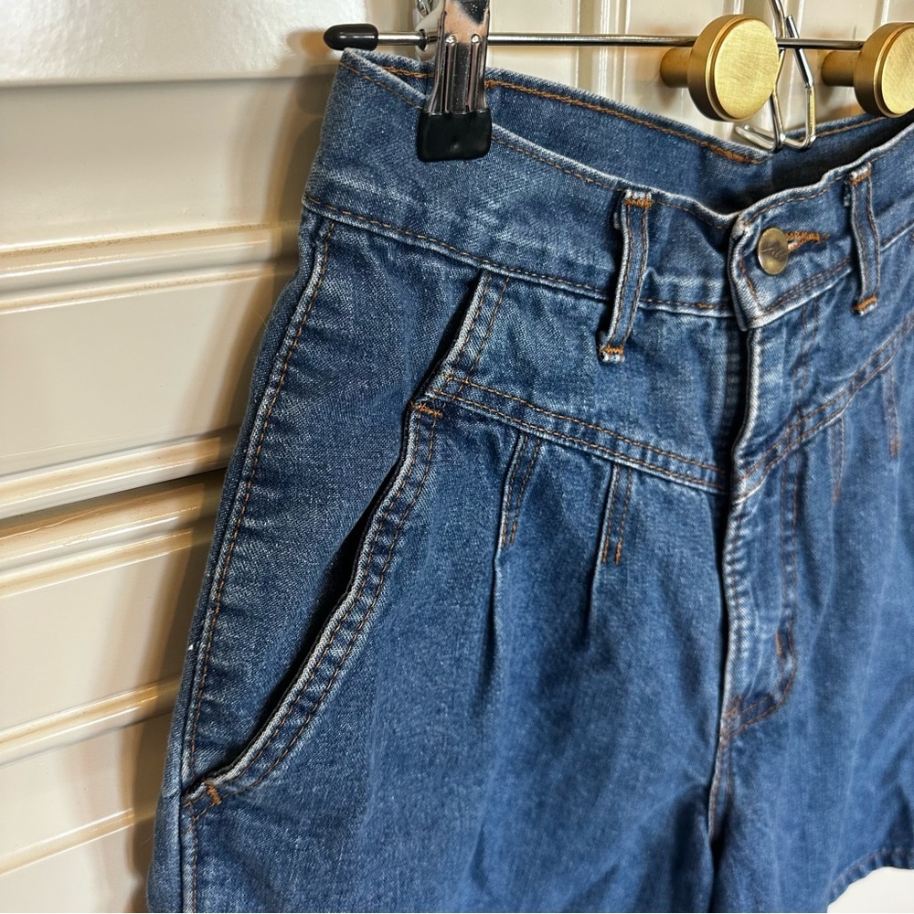 American Vintage Chic Womens Denim Jean High Waist Rise Shorts Mom Cotton Pleats - Picture 2 of 10